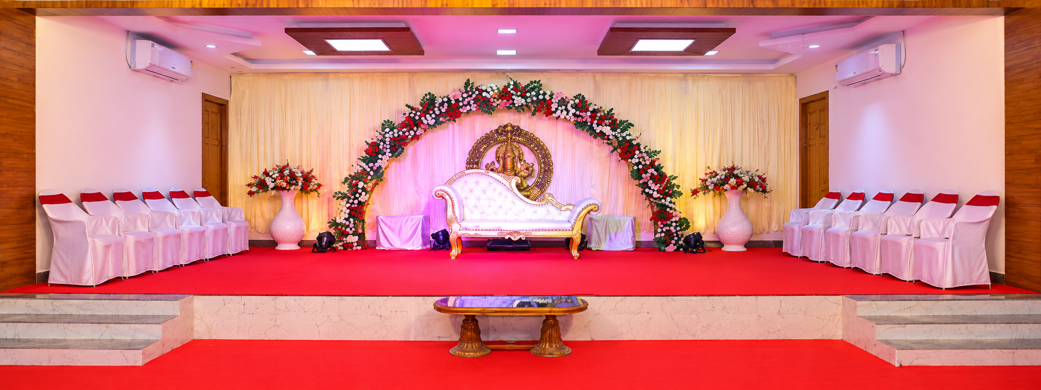 Mini hall decorations